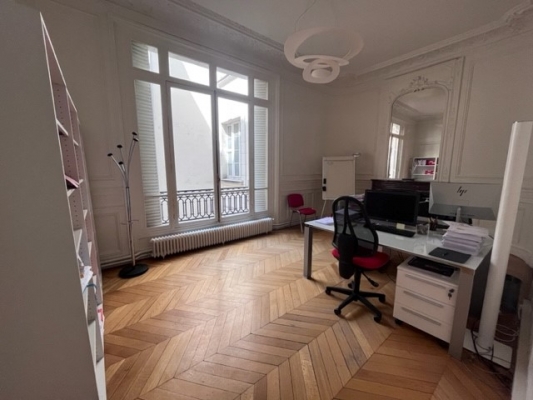 Bureau 1- photo 2.jpg